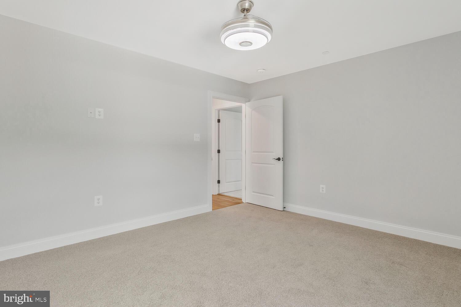 HUNGERFORD - Residential