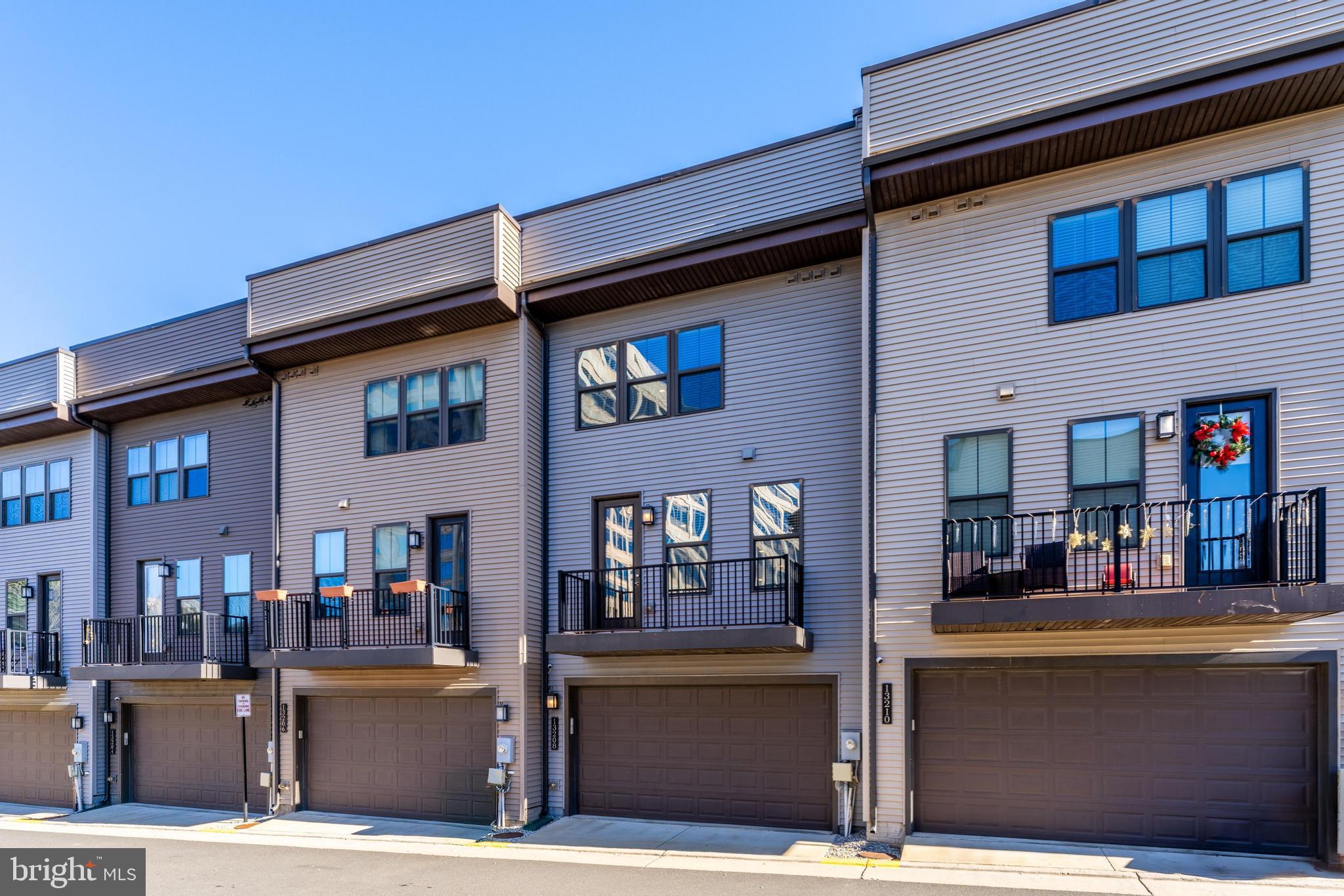 WATERVIEW AT WOODLAND PARK - Residential