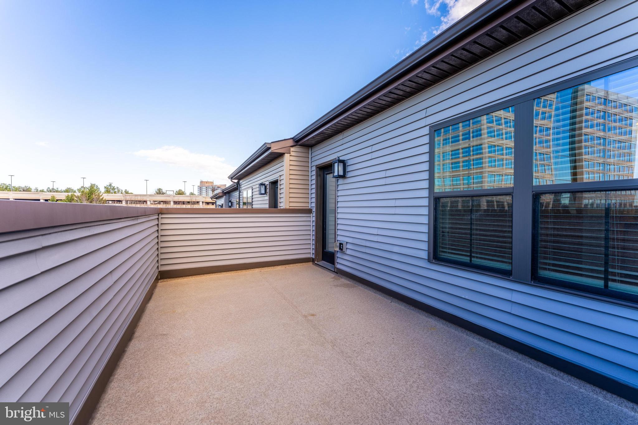 WATERVIEW AT WOODLAND PARK - Residential