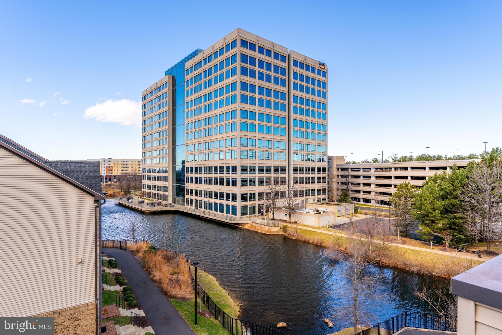 WATERVIEW AT WOODLAND PARK - Residential