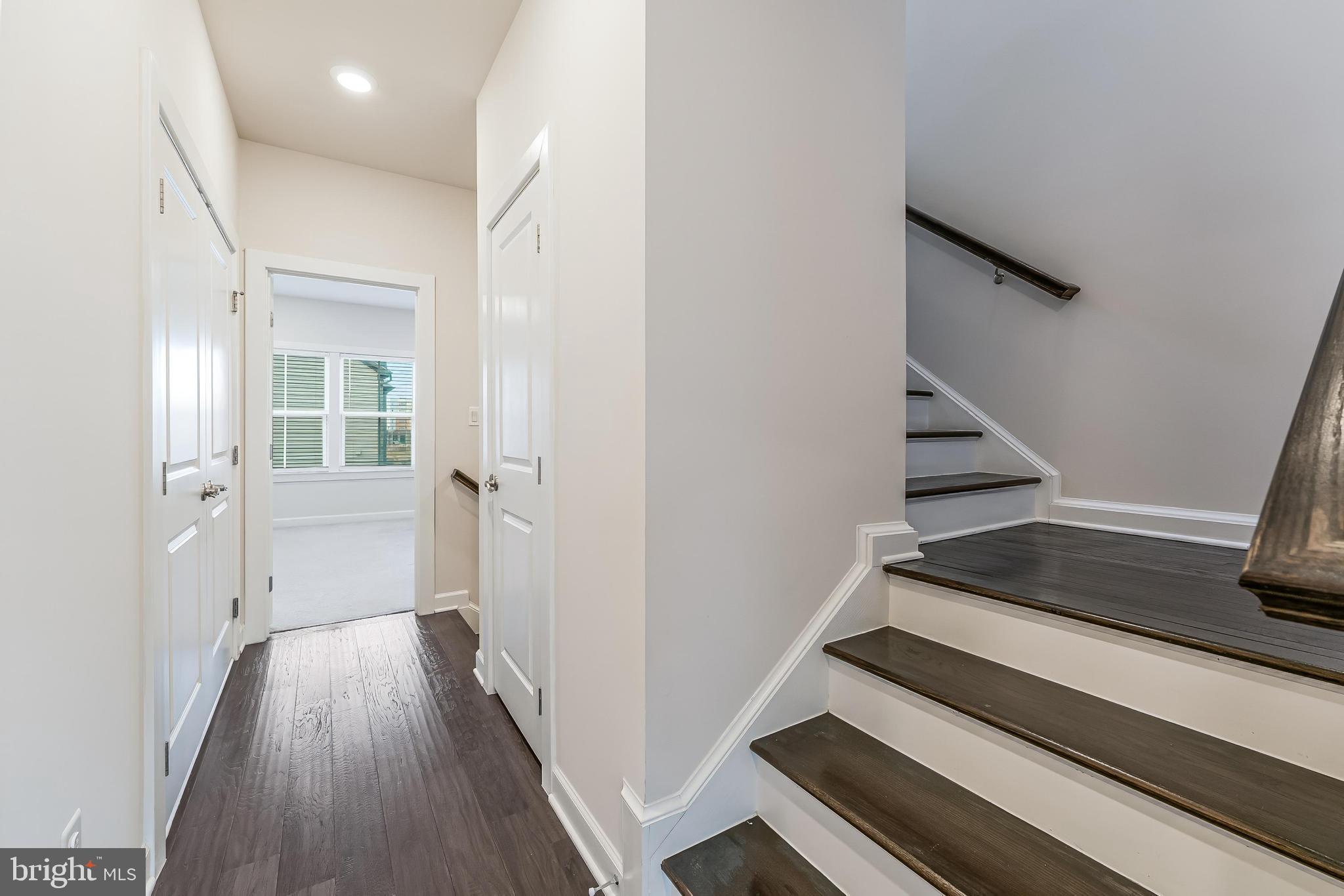 WATERVIEW AT WOODLAND PARK - Residential