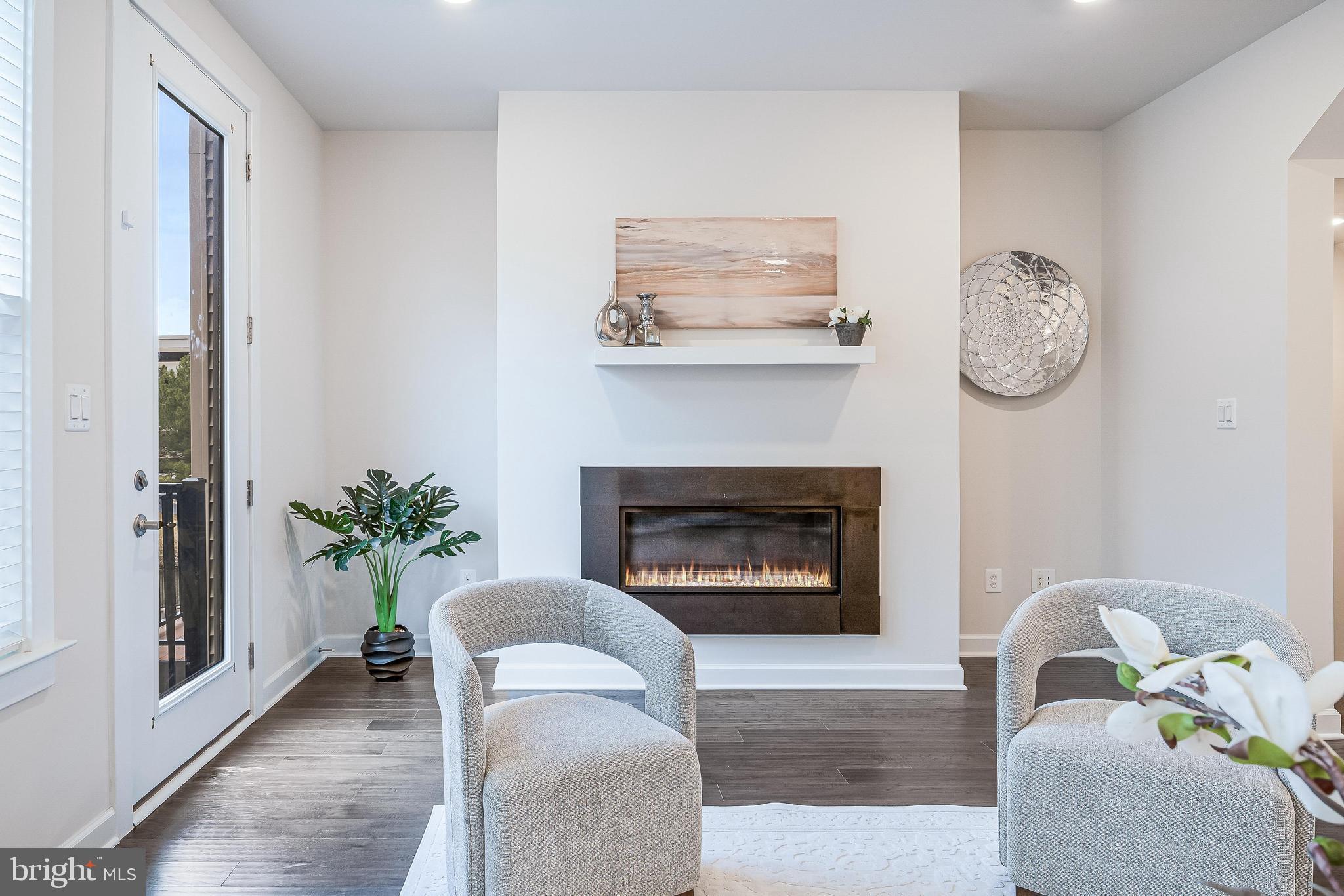 WATERVIEW AT WOODLAND PARK - Residential