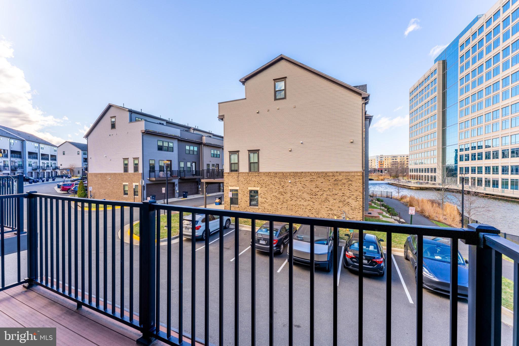 WATERVIEW AT WOODLAND PARK - Residential