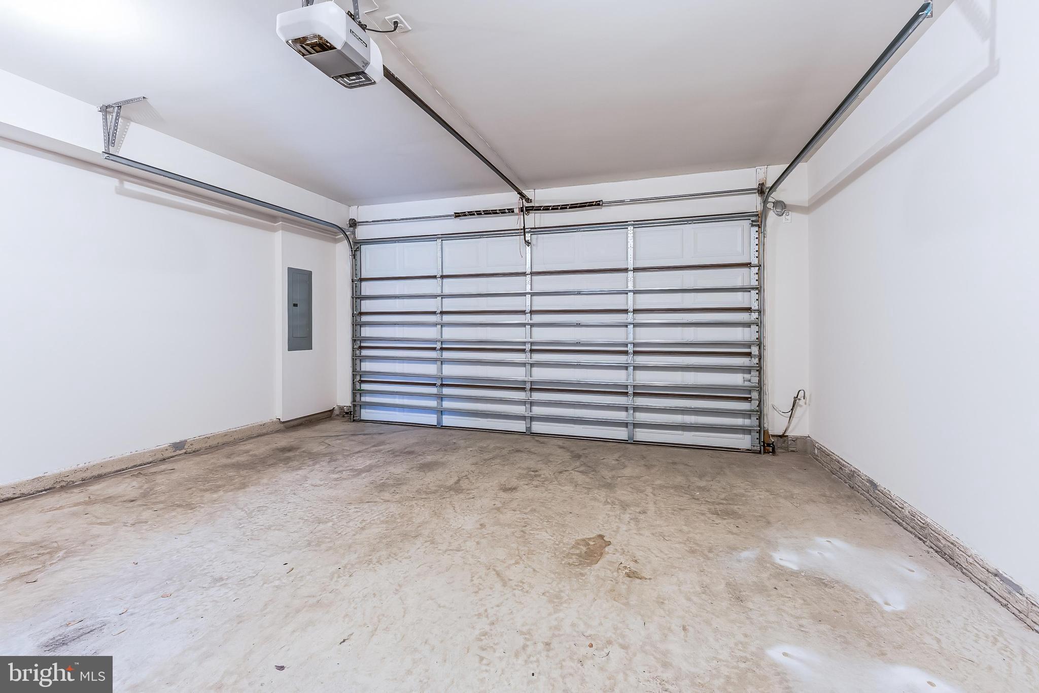 WATERVIEW AT WOODLAND PARK - Residential