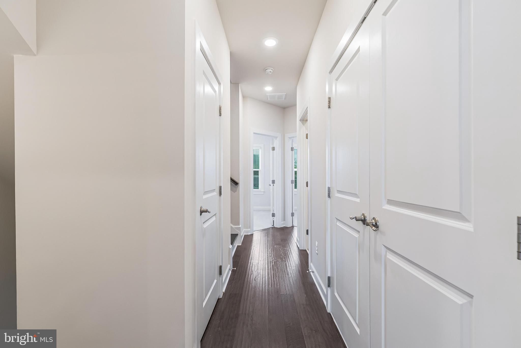 WATERVIEW AT WOODLAND PARK - Residential