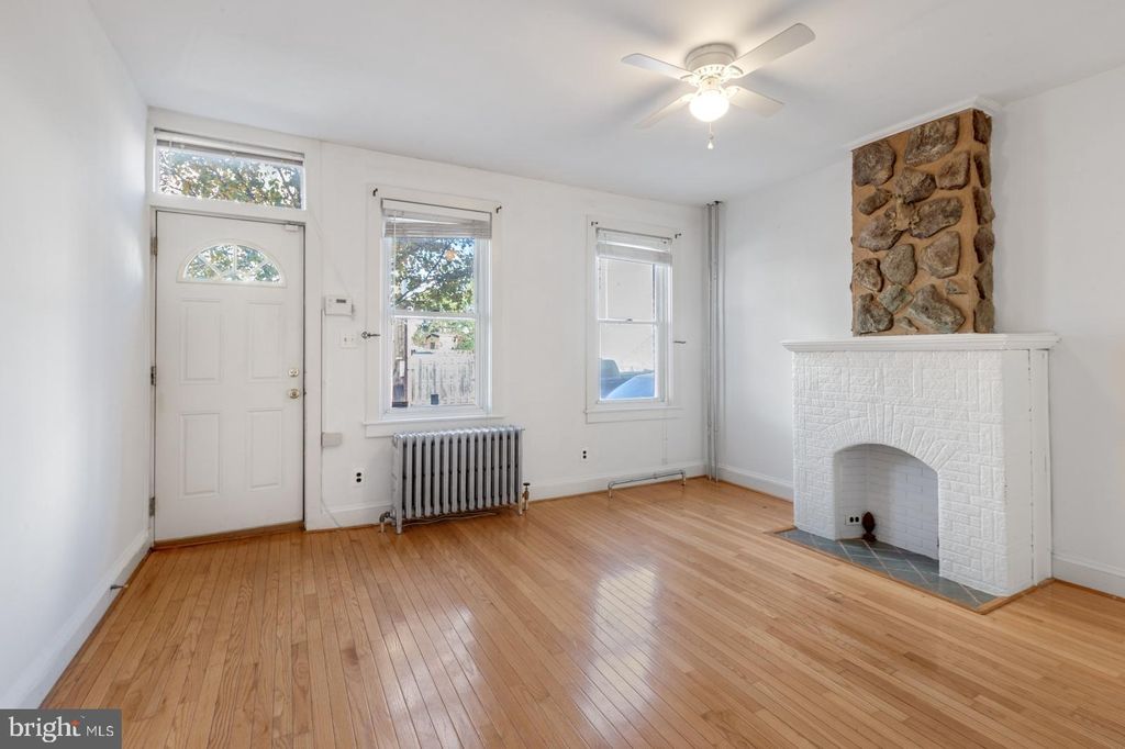 Photo of 2541 Coral Street, PHILADELPHIA, PA 19125 (MLS # PAPH2572684)