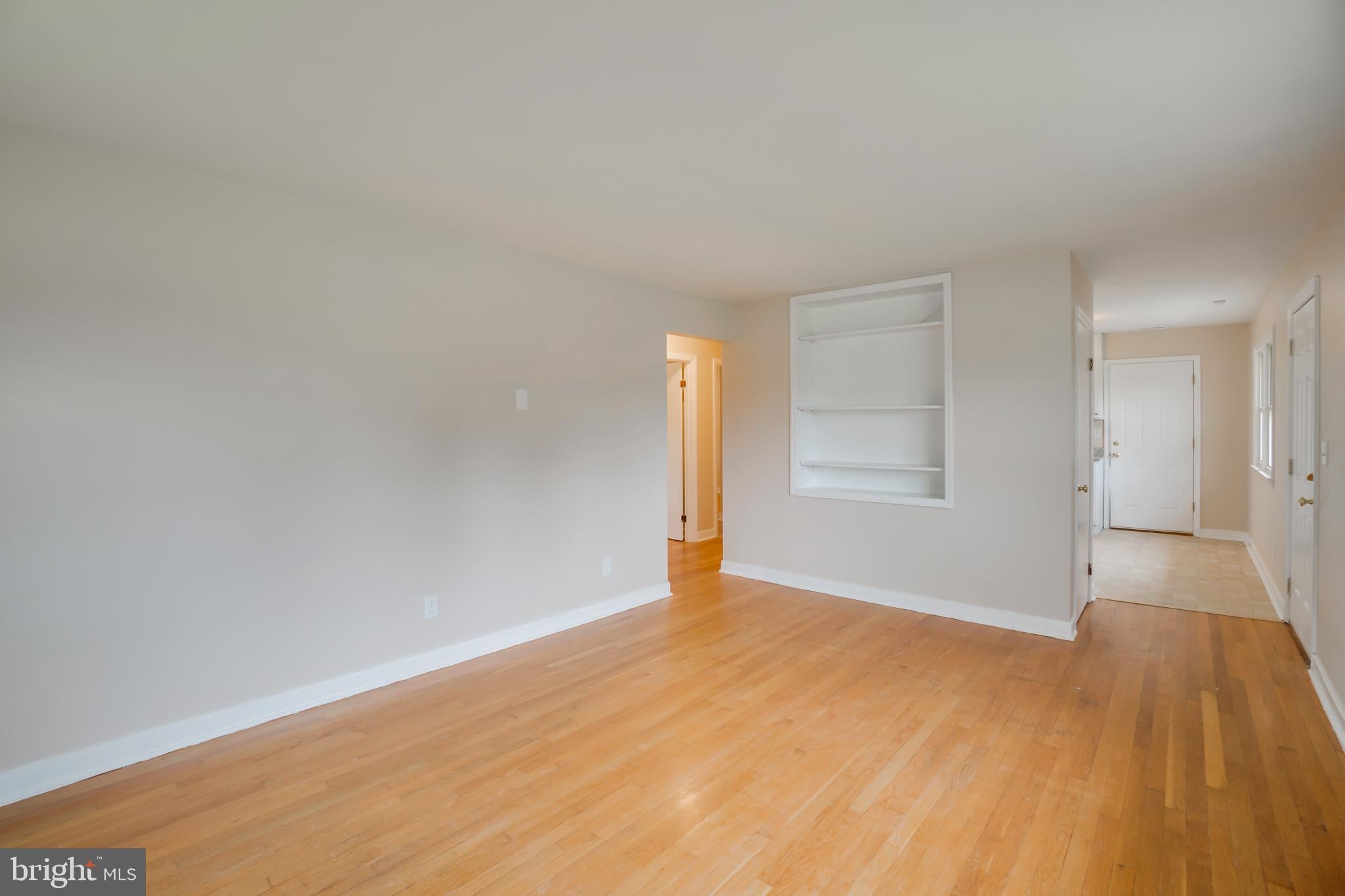 1900 MIMOSA STREET A