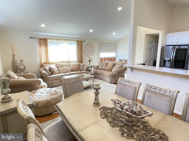 WEST SPRINGFIELD VILLAGE - Residential