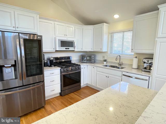 WEST SPRINGFIELD VILLAGE - Residential