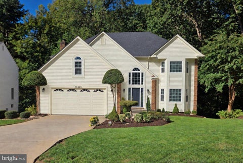 Photo of 15422 Silvan Glen Drive, DUMFRIES, VA 22025 (MLS # VAPW2131680)