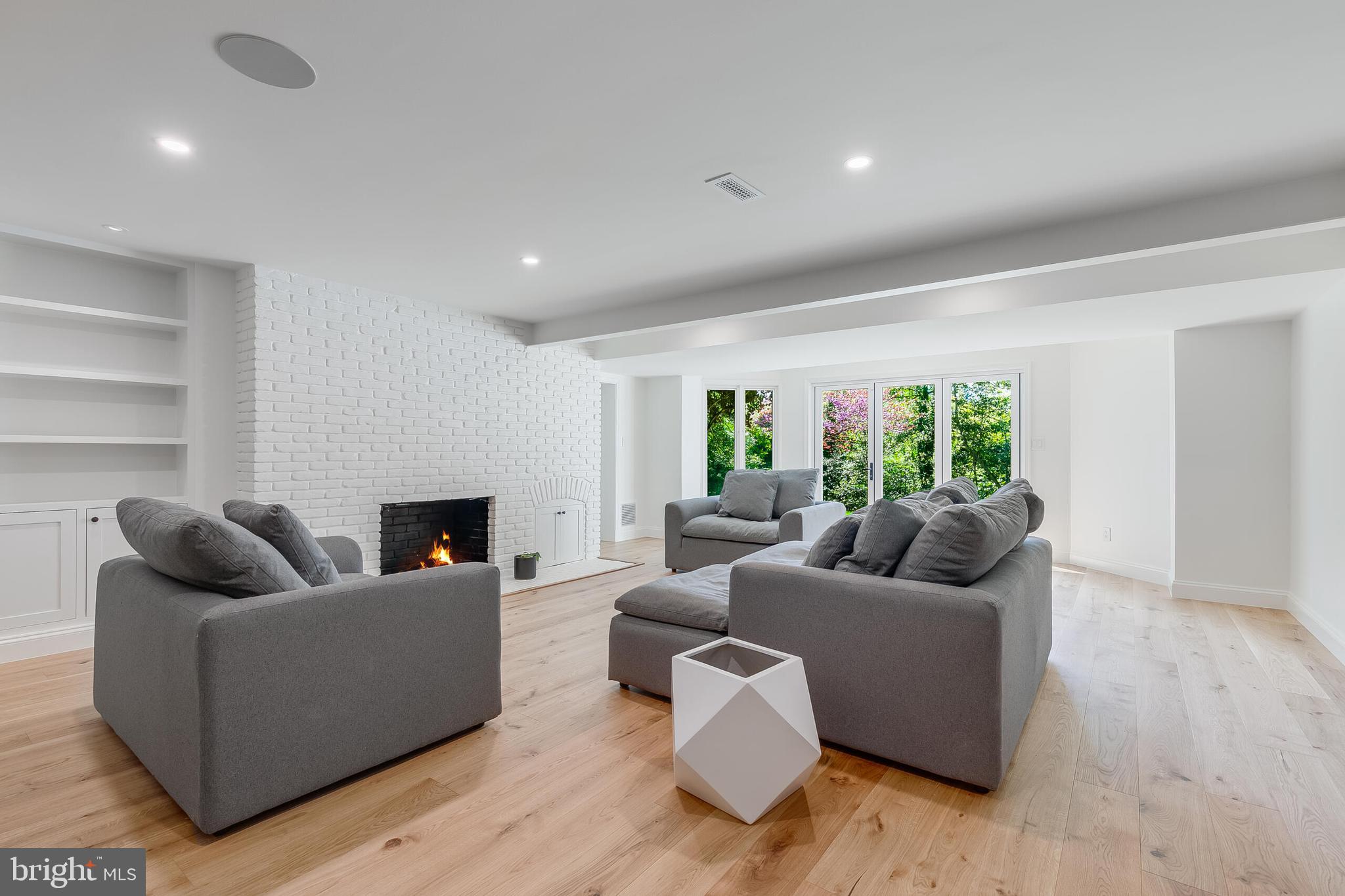 BERKLEY - Residential