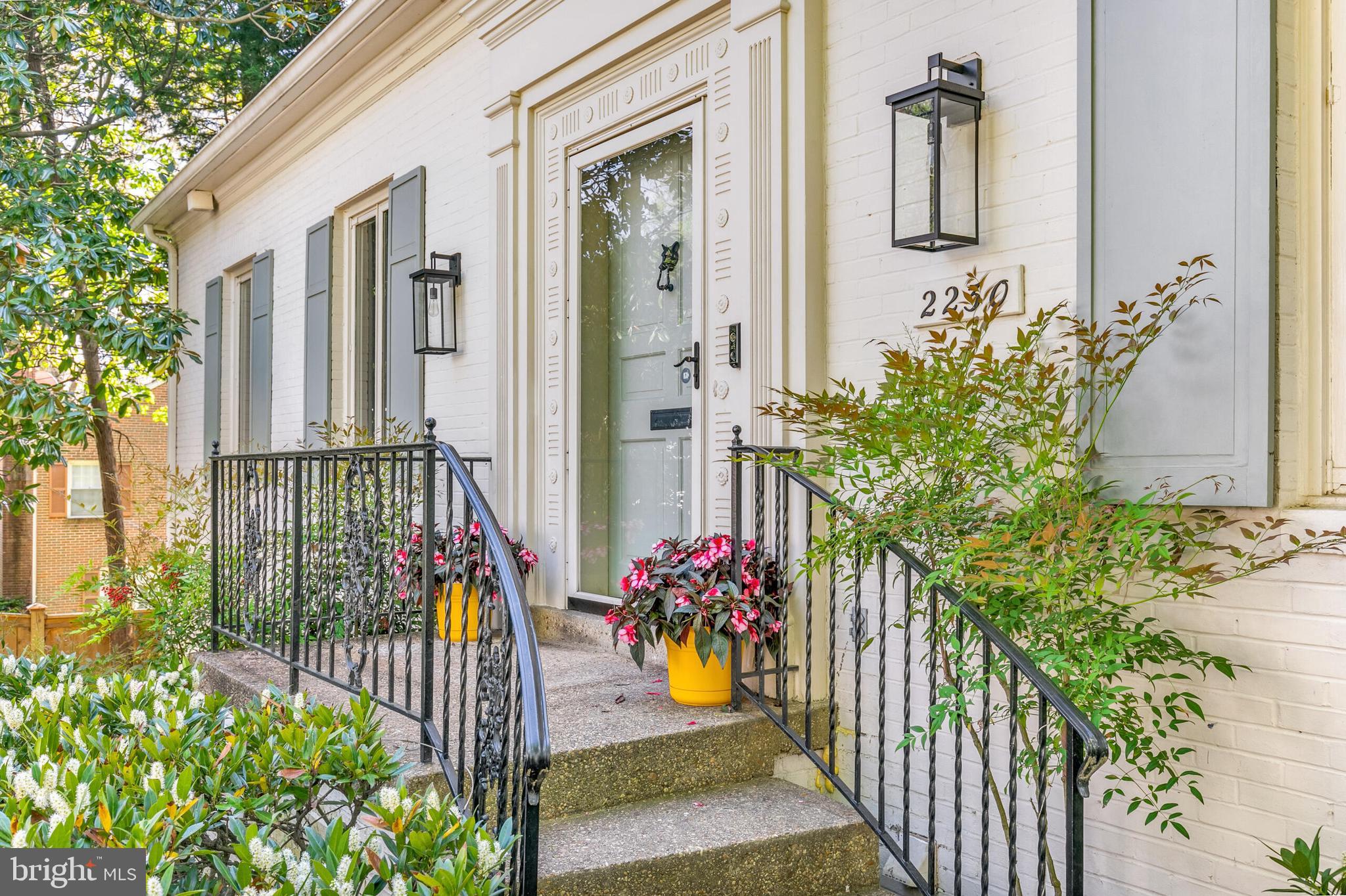 BERKLEY - Residential