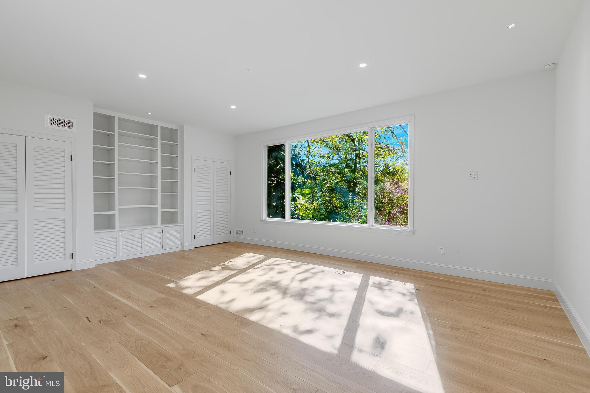 BERKLEY - Residential