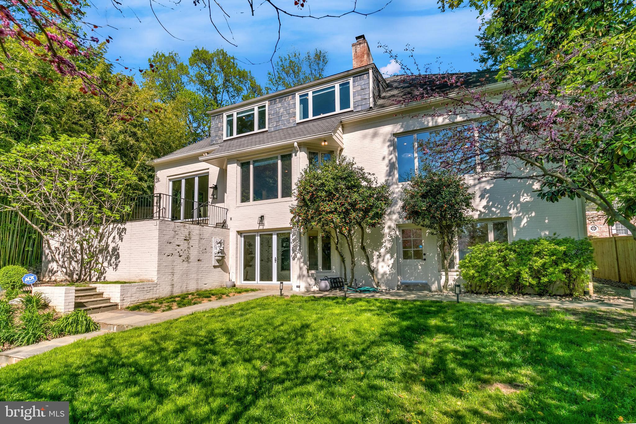 BERKLEY - Residential
