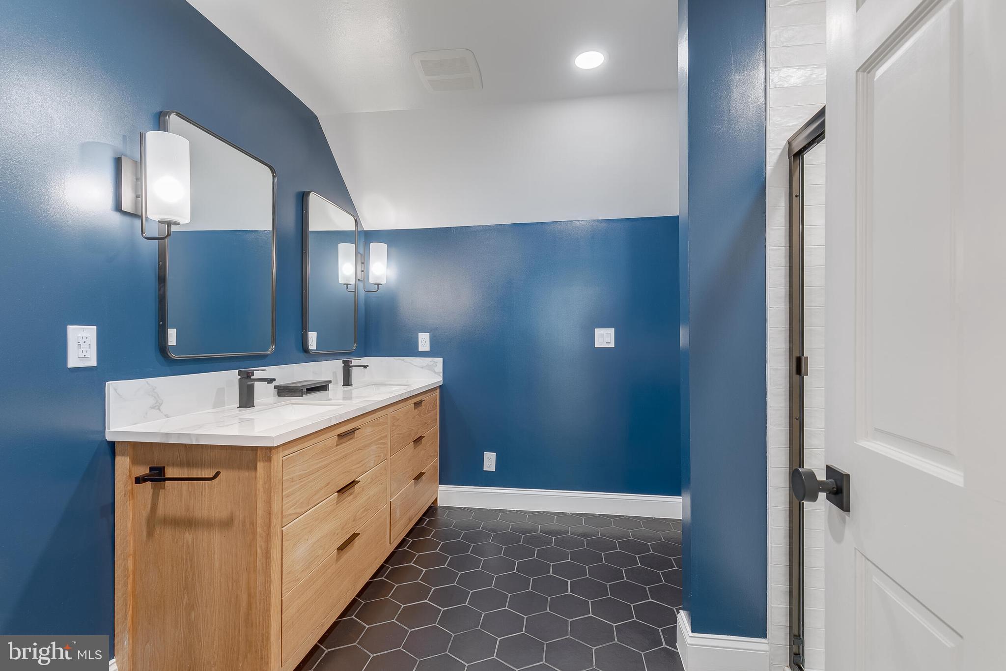 BERKLEY - Residential