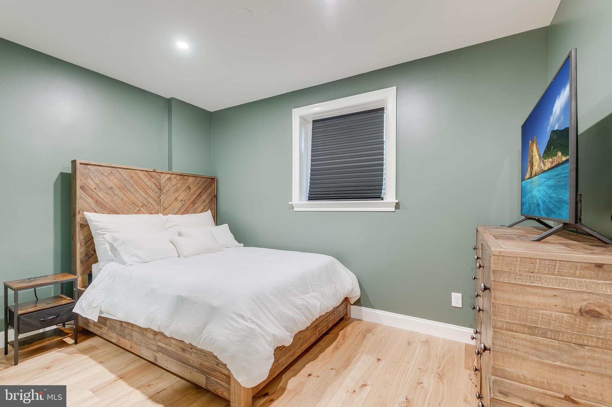 BERKLEY - Residential