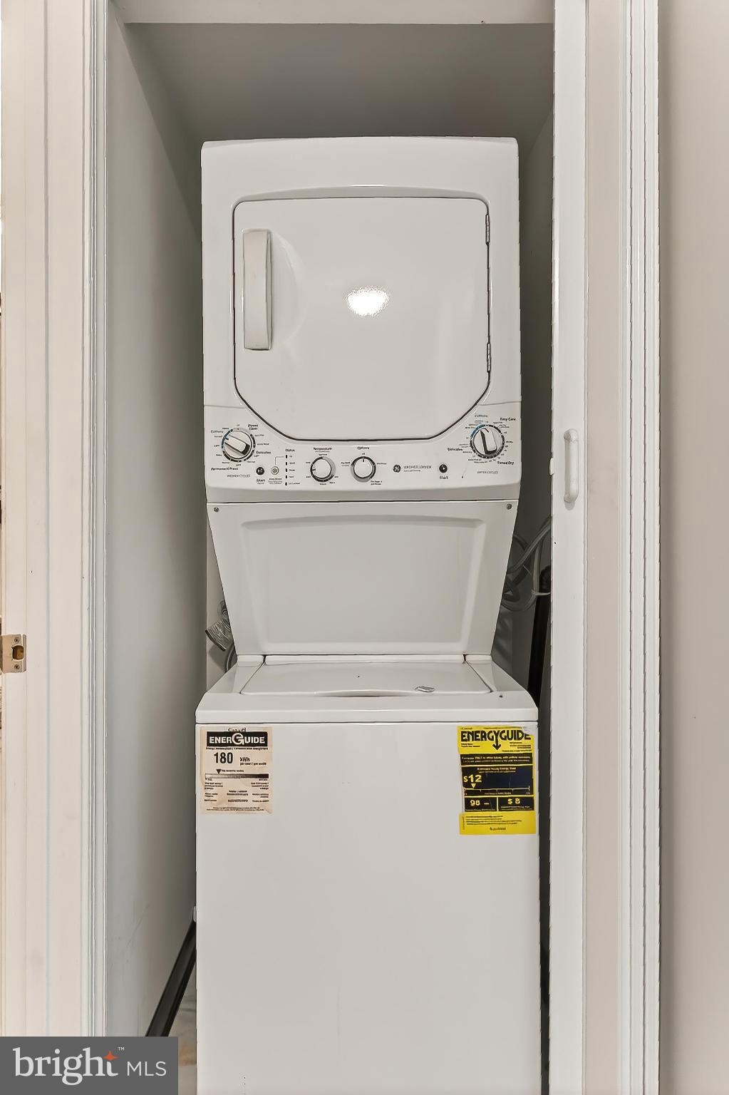 BURKE COVE - Residential