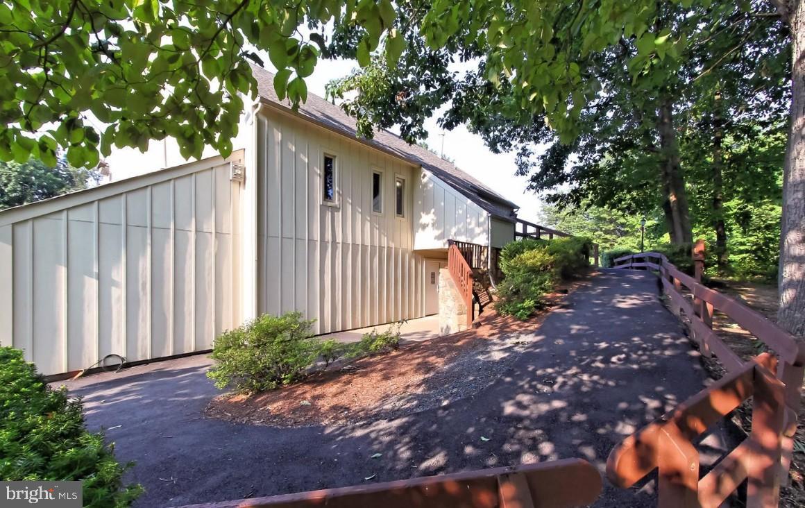 BURKE COVE - Residential