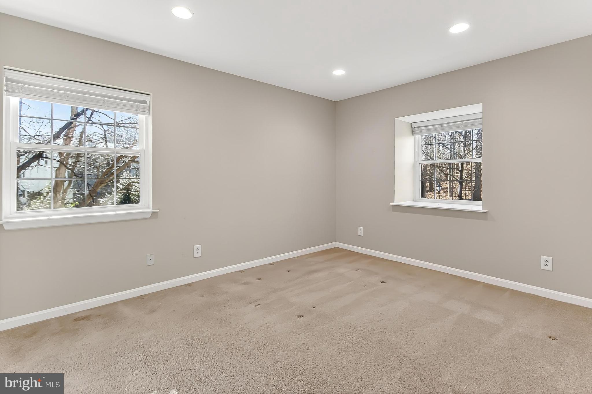 BURKE COVE - Residential