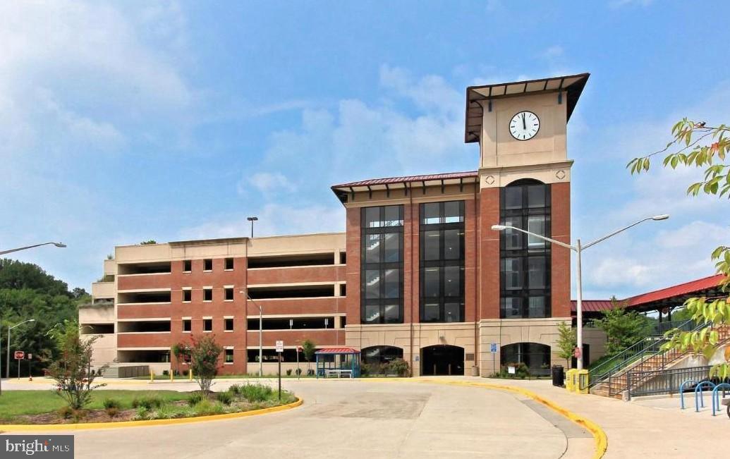 BURKE COVE - Residential