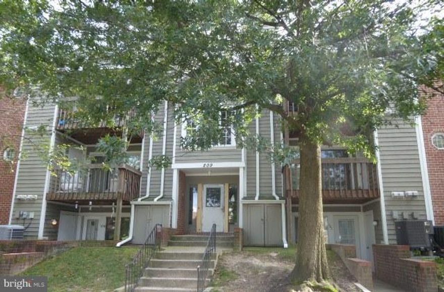 This is a Fannie Mae Reverse Mortgage Foreclosure/HECM.  Ground level condo in Cromwell Fountain at the end of a cul-de-sac.  Living room with fireplace, dining room, slider to patio and galley kitchen.  Two bedrooms and two baths, stackable laundry and large linen closet.