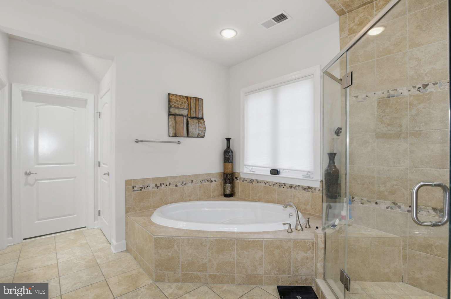 FAIRWOOD - Residential