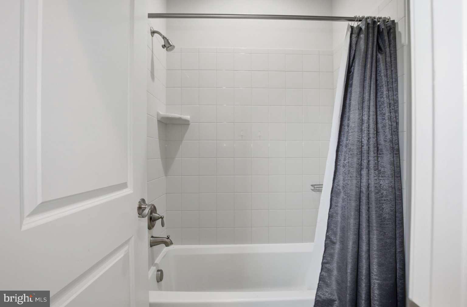 FAIRWOOD - Residential