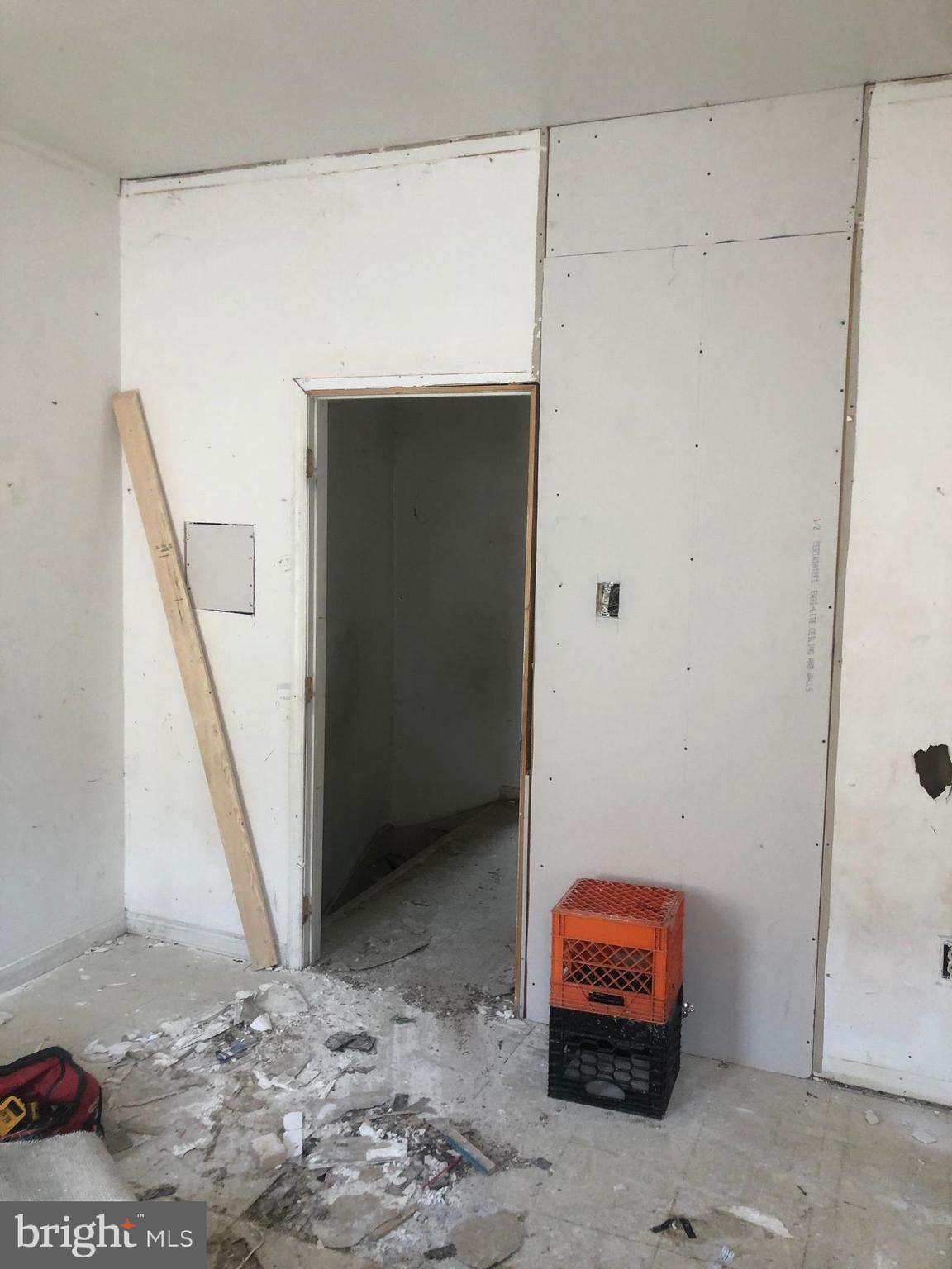 KENSINGTON - Residential