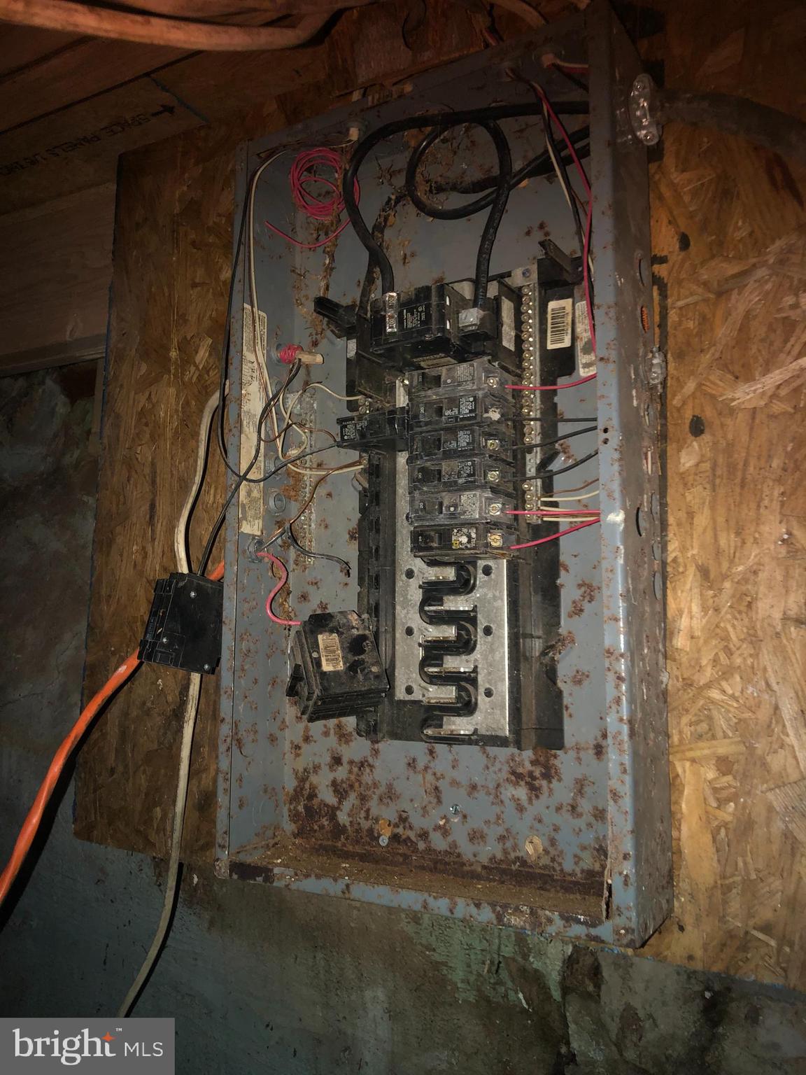 KENSINGTON - Residential