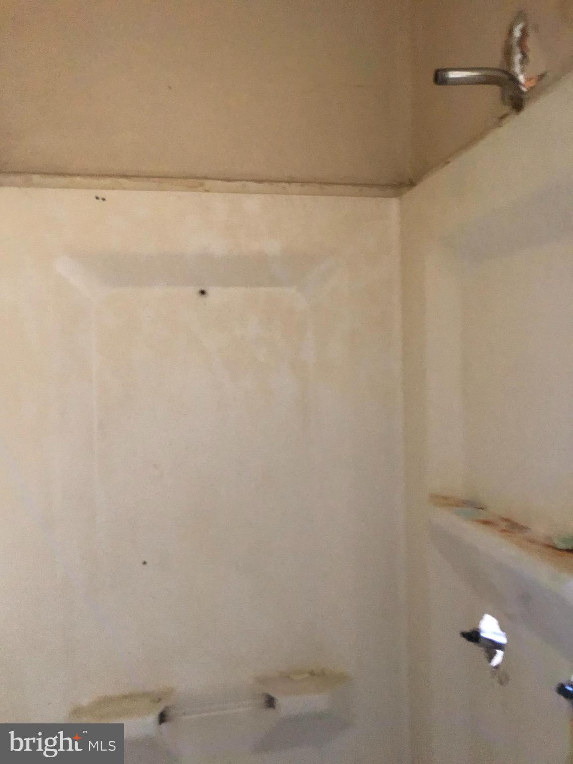 KENSINGTON - Residential