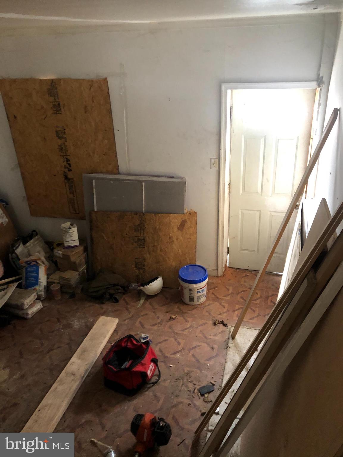 KENSINGTON - Residential