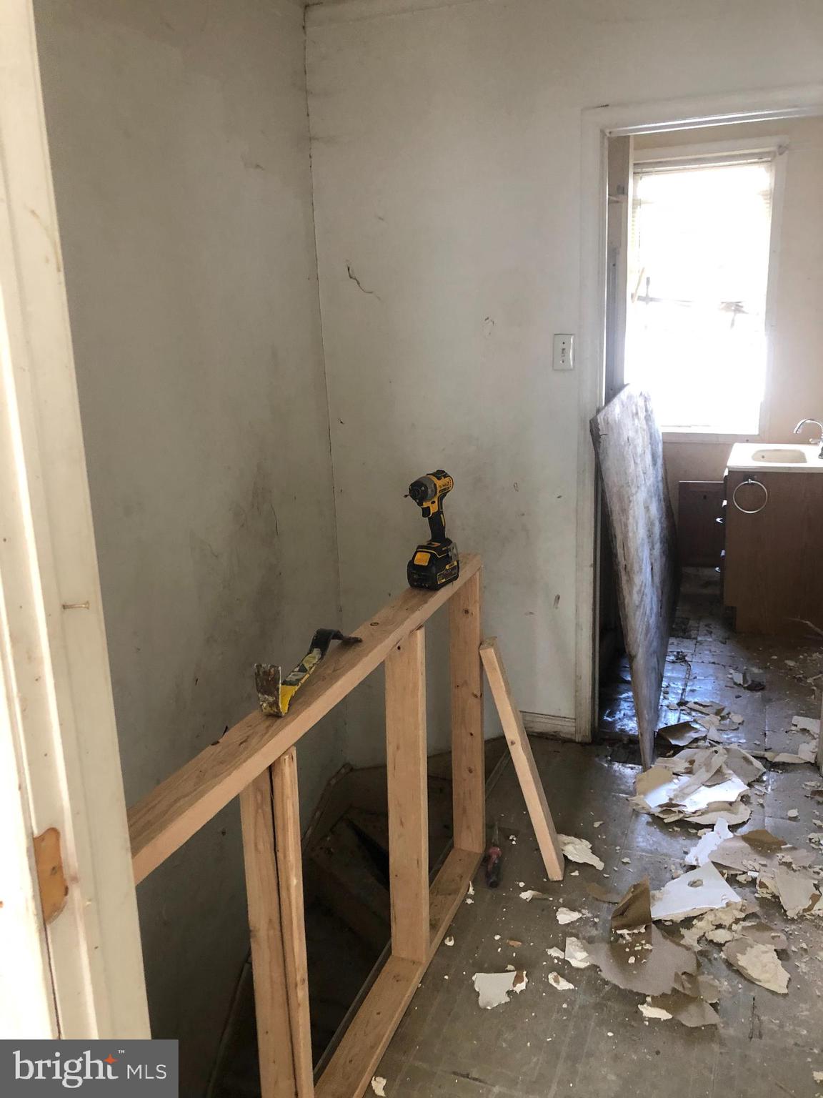 KENSINGTON - Residential