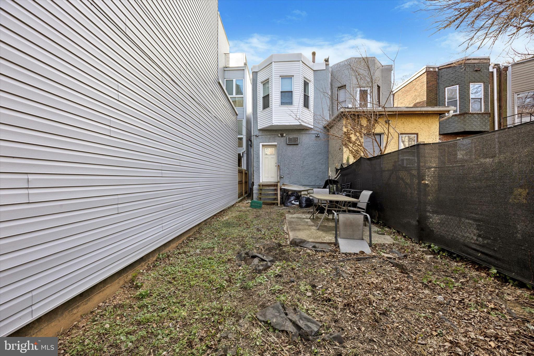 WALNUT HILL - Residential Income