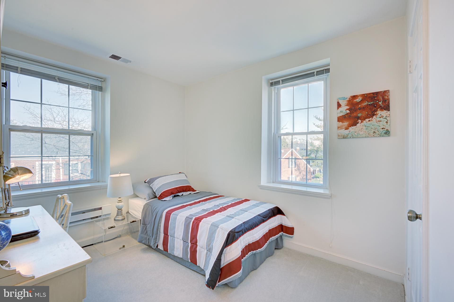 FAIRLINGTON - Residential