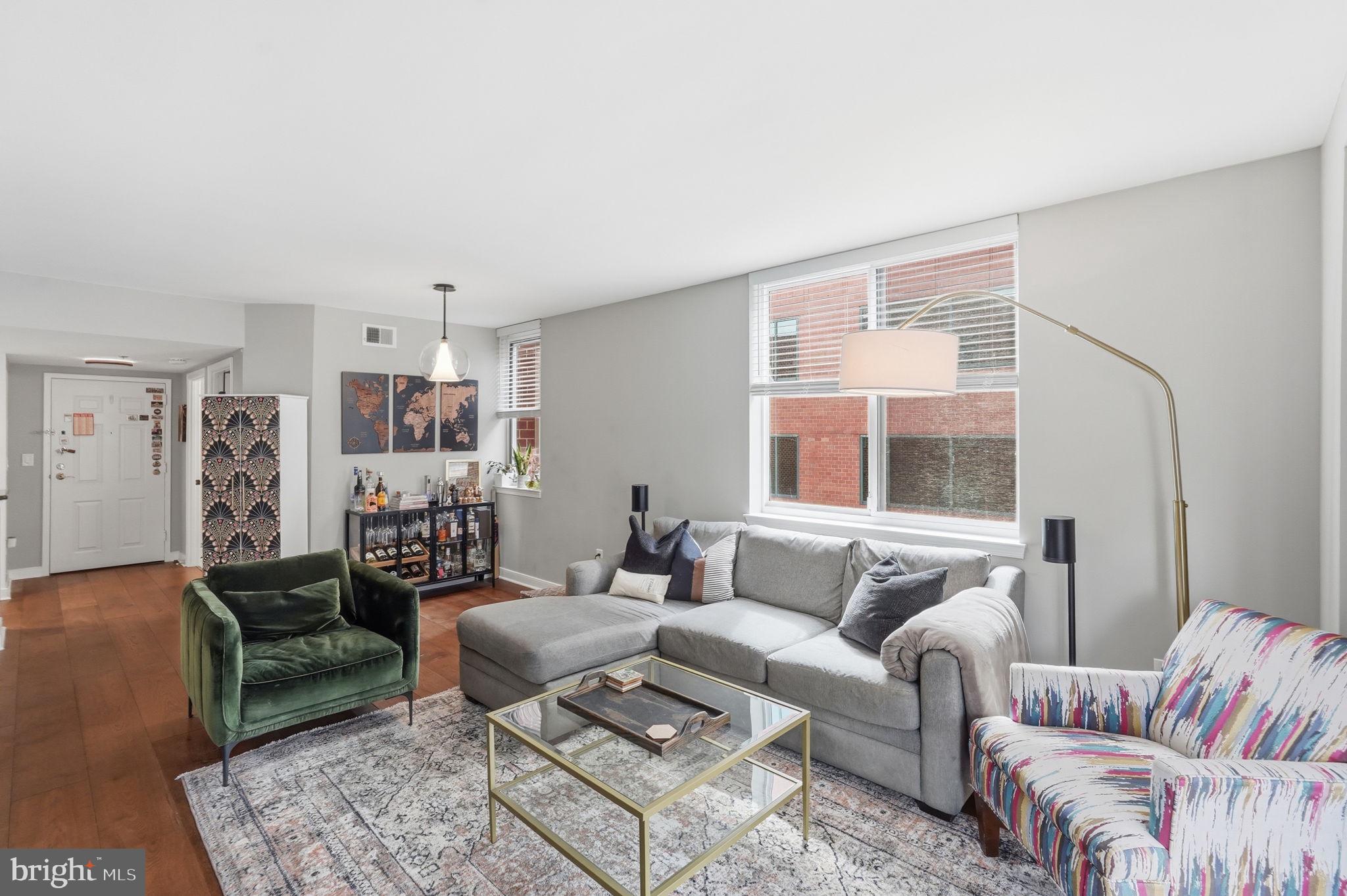 1050 N TAYLOR STREET 1-601