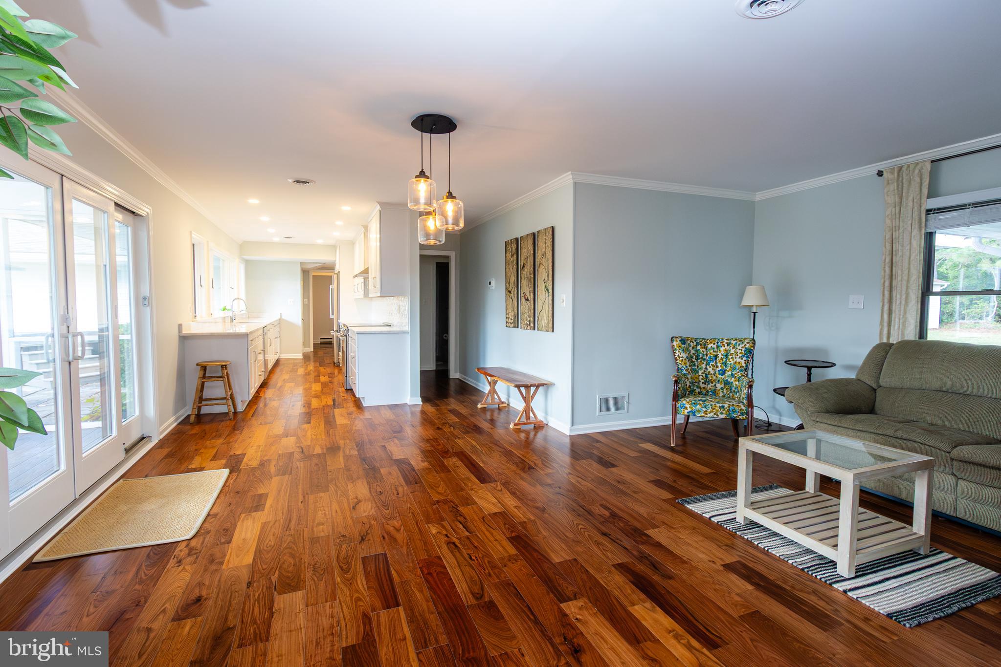 LITTLE WOODS - Residential