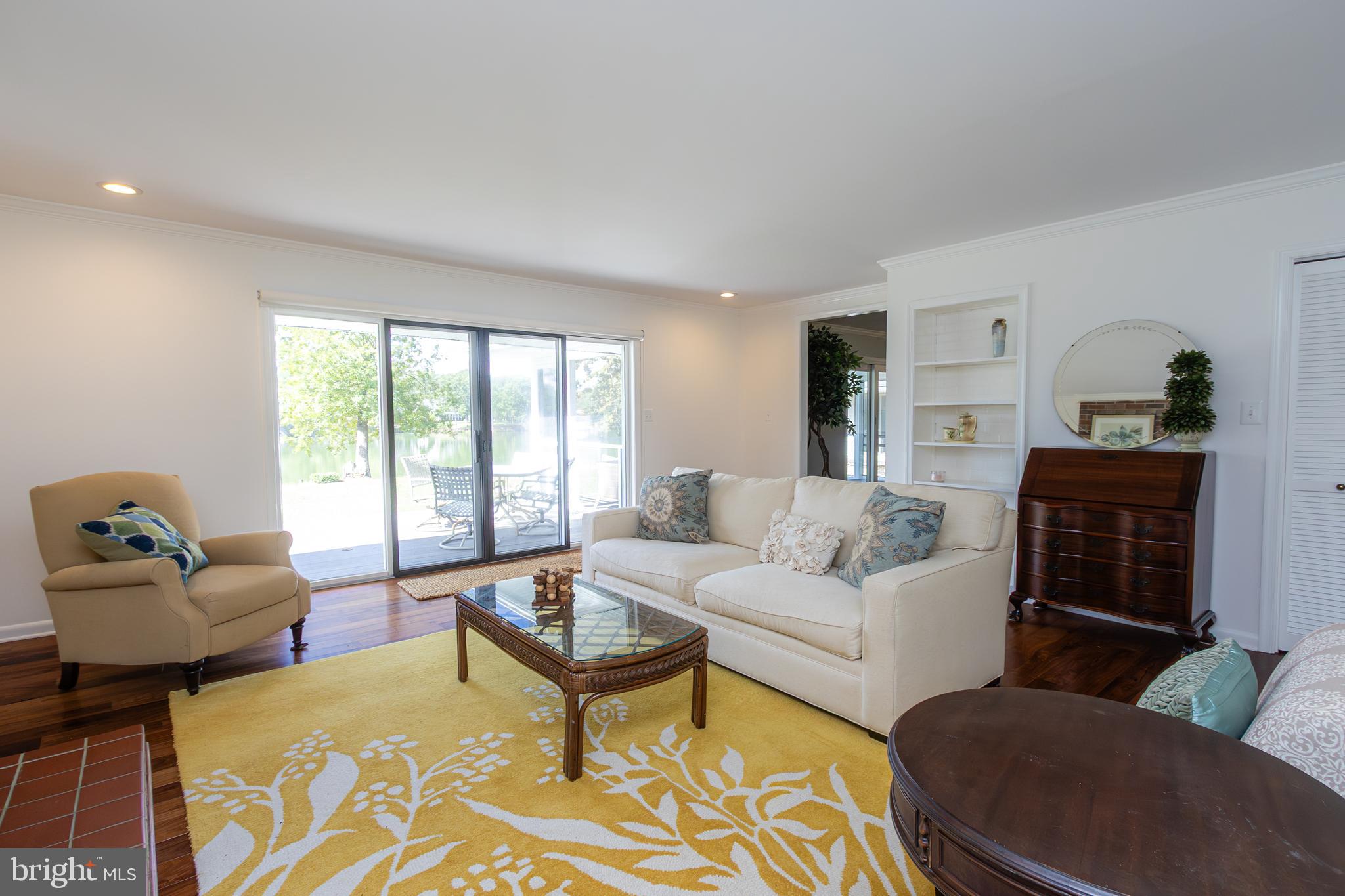 LITTLE WOODS - Residential