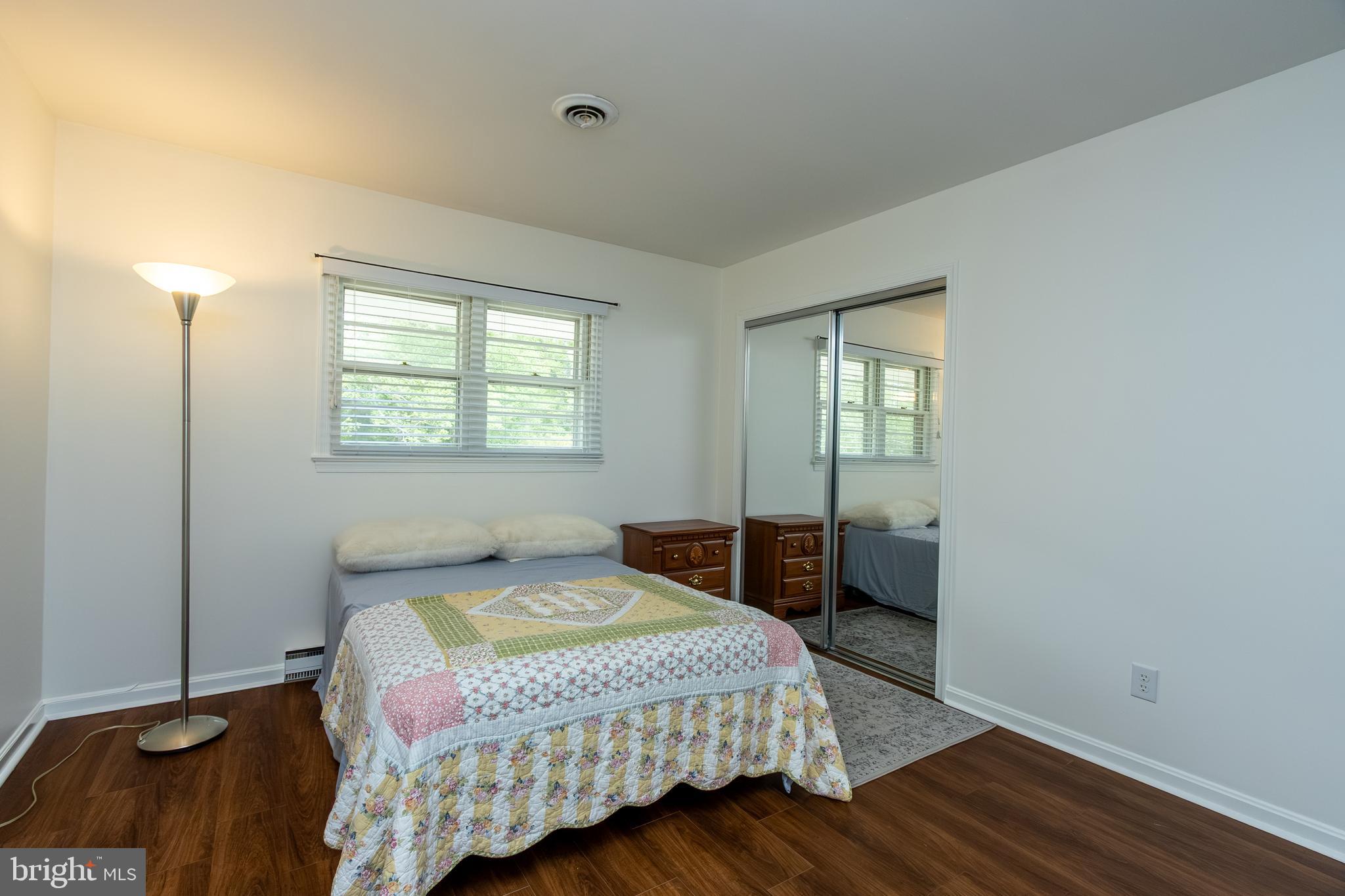 LITTLE WOODS - Residential