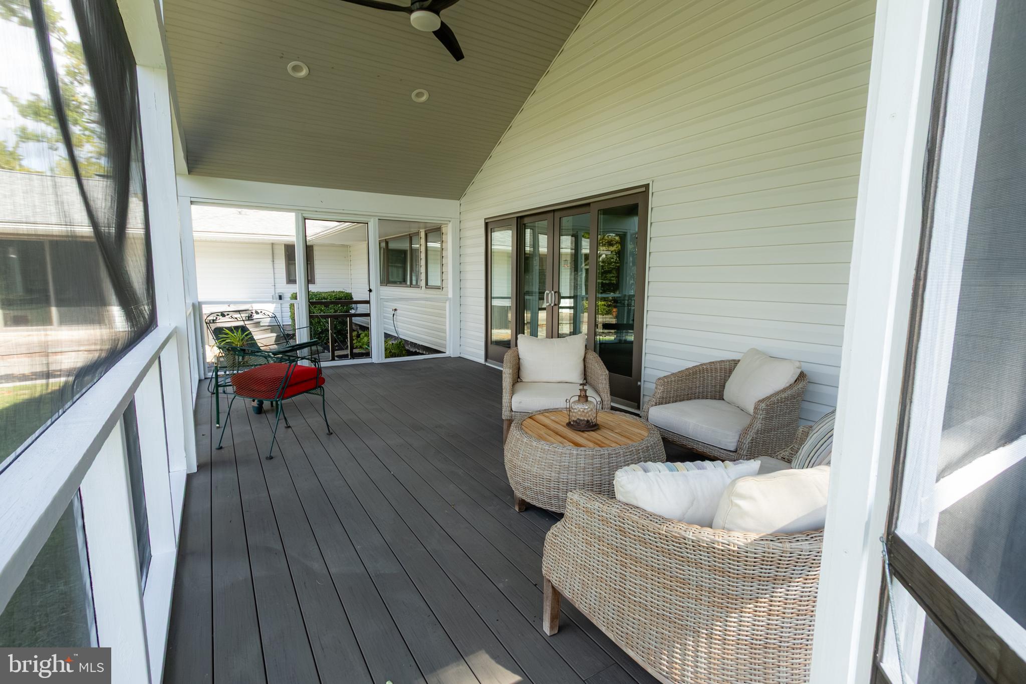 LITTLE WOODS - Residential