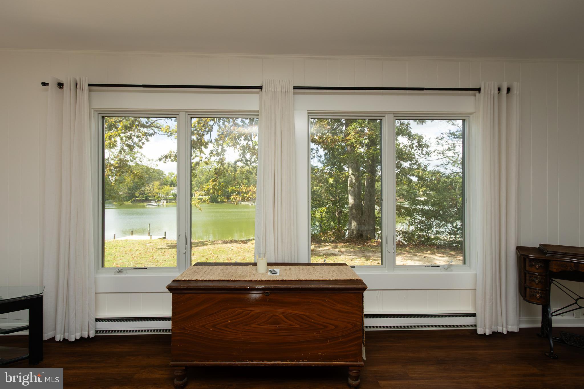 LITTLE WOODS - Residential