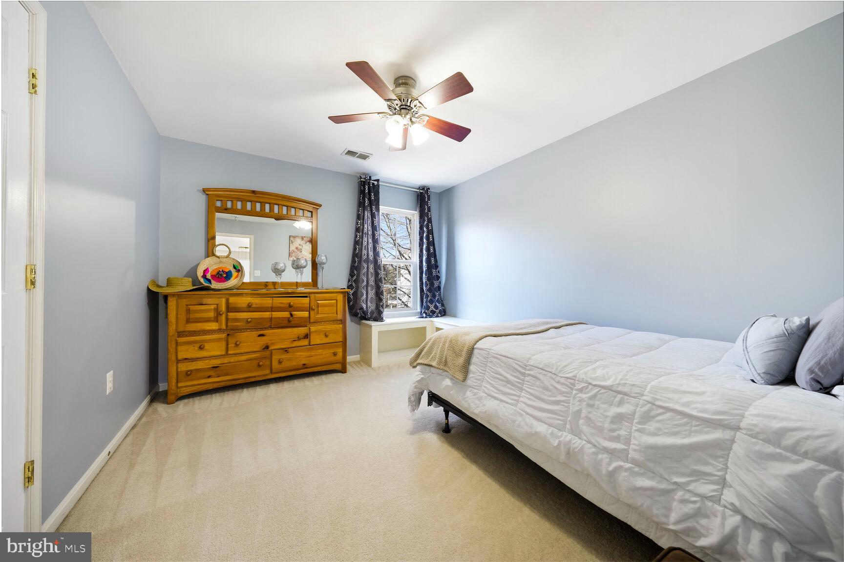 DALE CITY - Residential