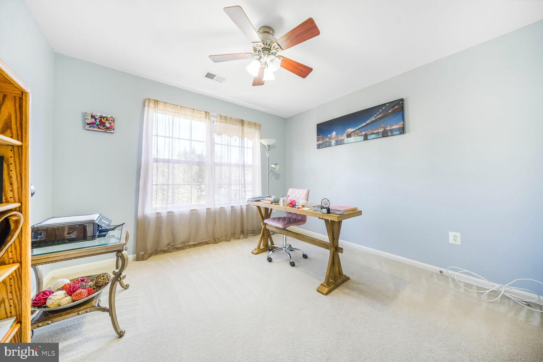 DALE CITY - Residential