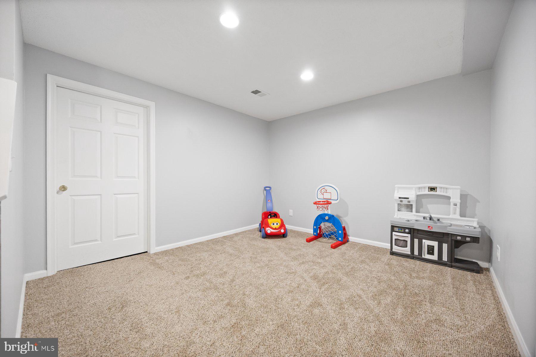 PONDEROSA ESTATES - Residential