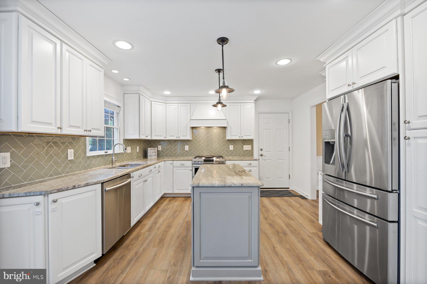 PONDEROSA ESTATES - Residential