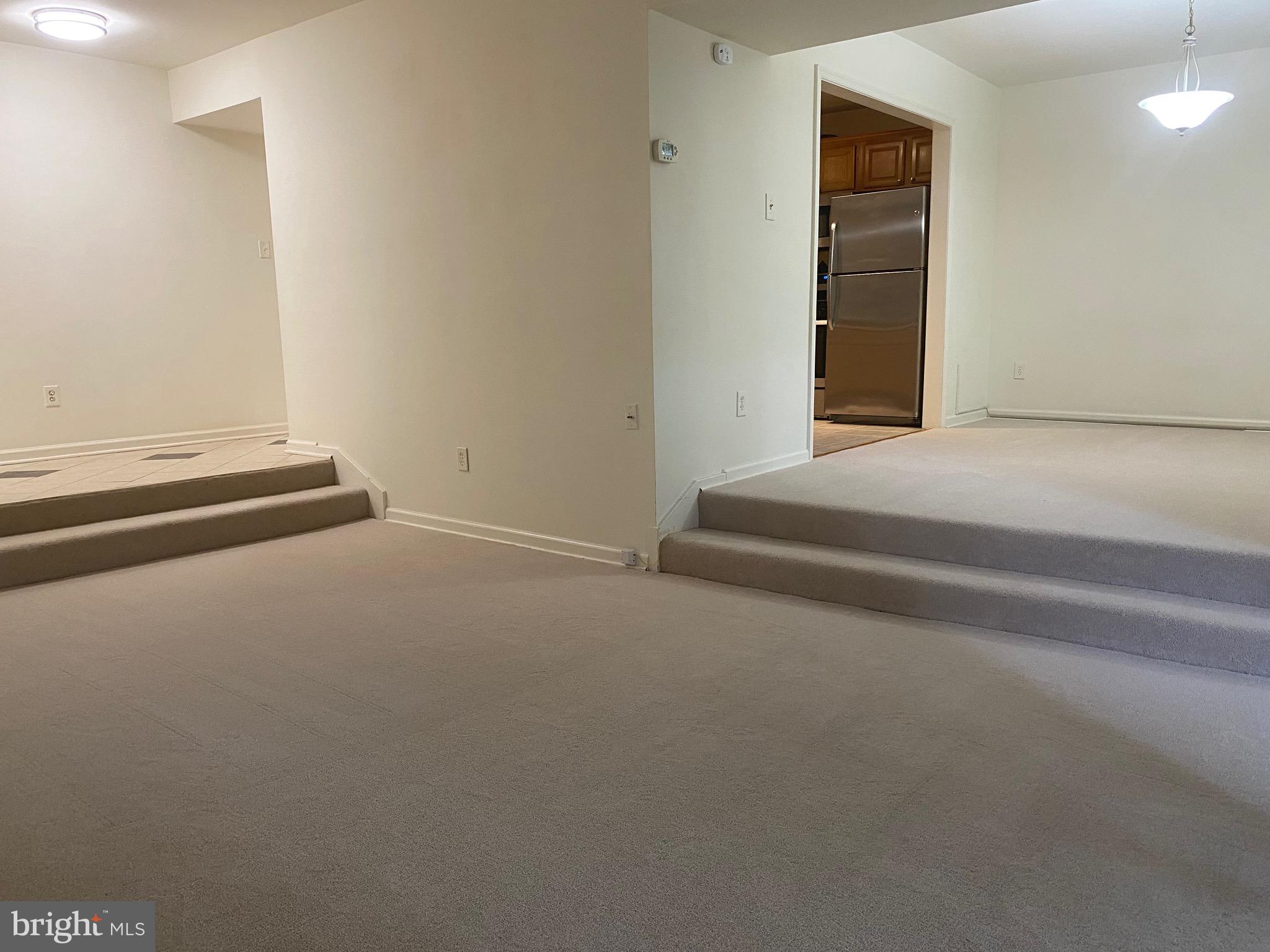 RESTON - Residential Lease