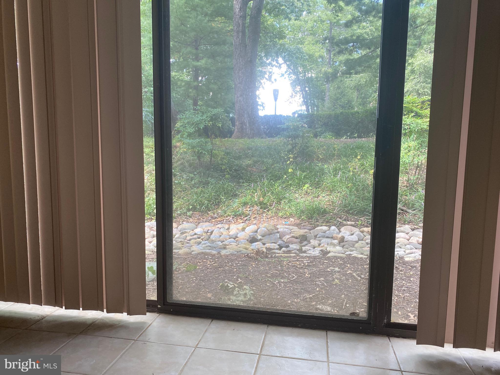 RESTON - Residential Lease