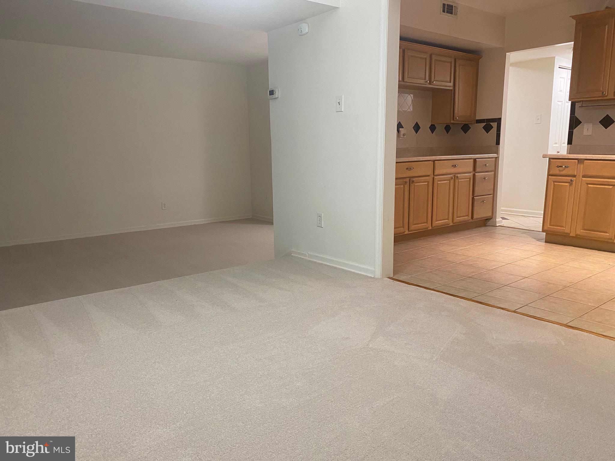 RESTON - Residential Lease