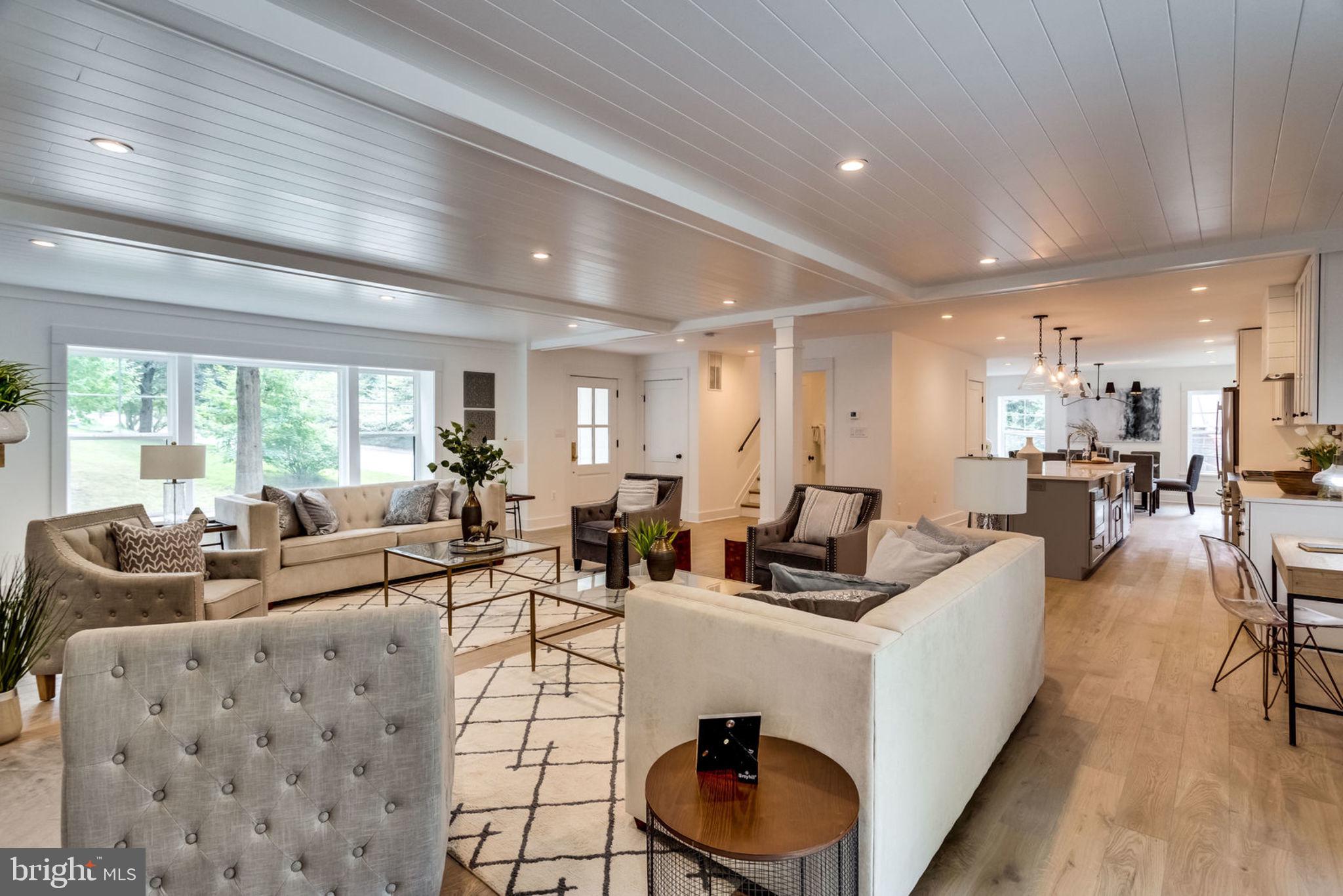 BELLEVUE FOREST - Residential