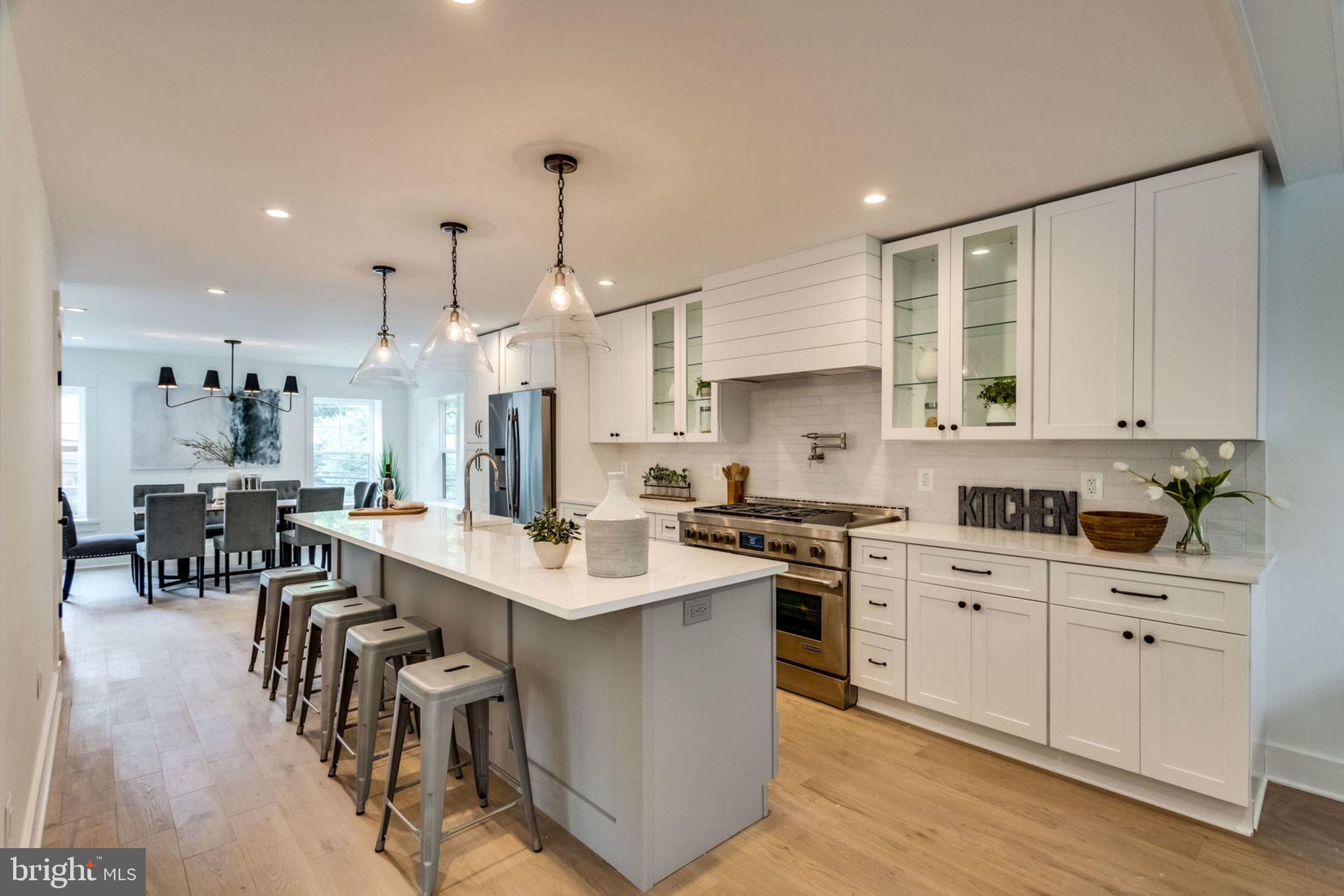 BELLEVUE FOREST - Residential