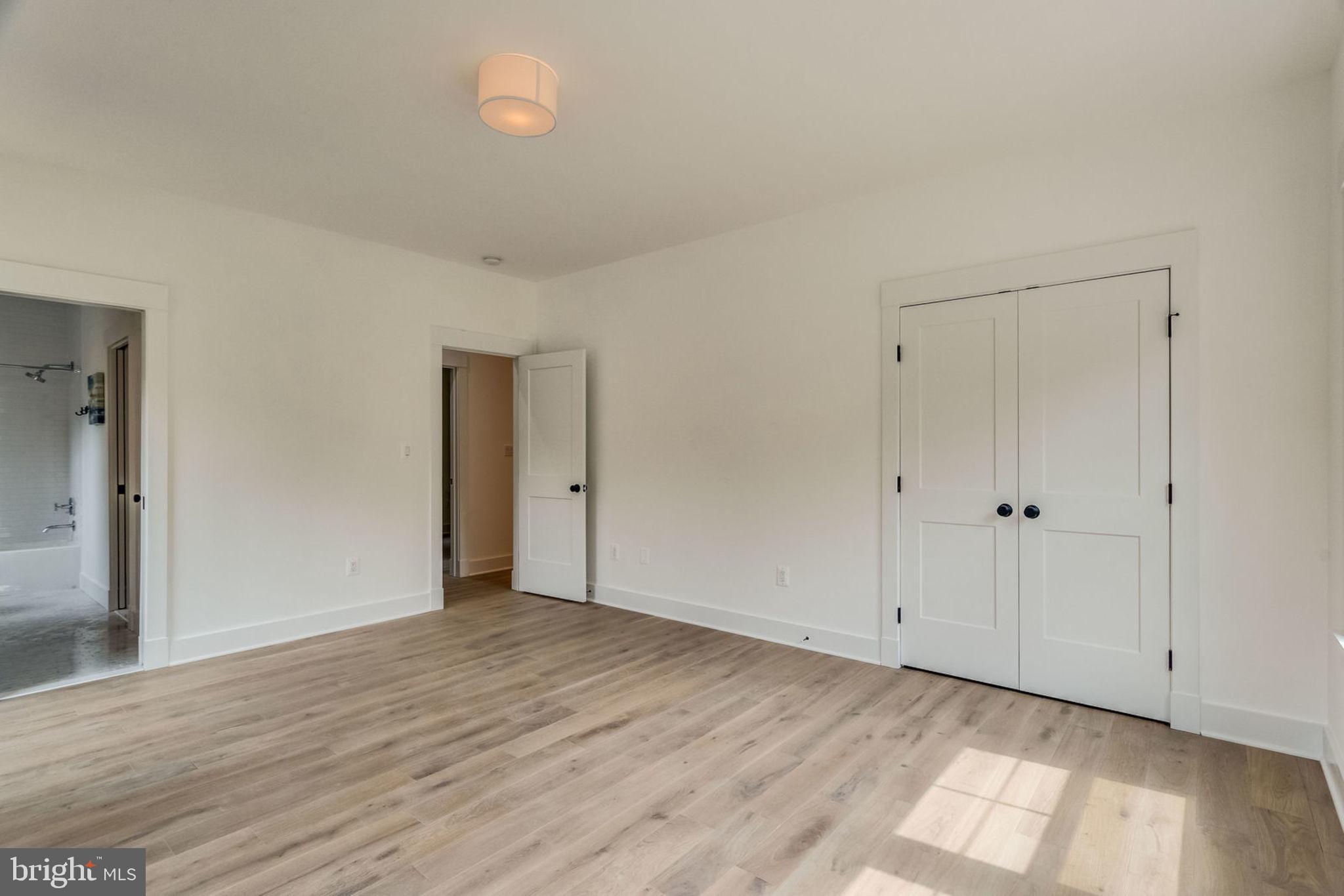 BELLEVUE FOREST - Residential